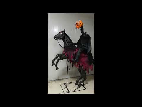Halloween Standing Decoration: Headless Horseman - light, motion & sound (210cm)