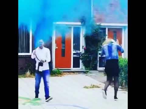 Gender reveal poederblusser blauw  - jongen (A)